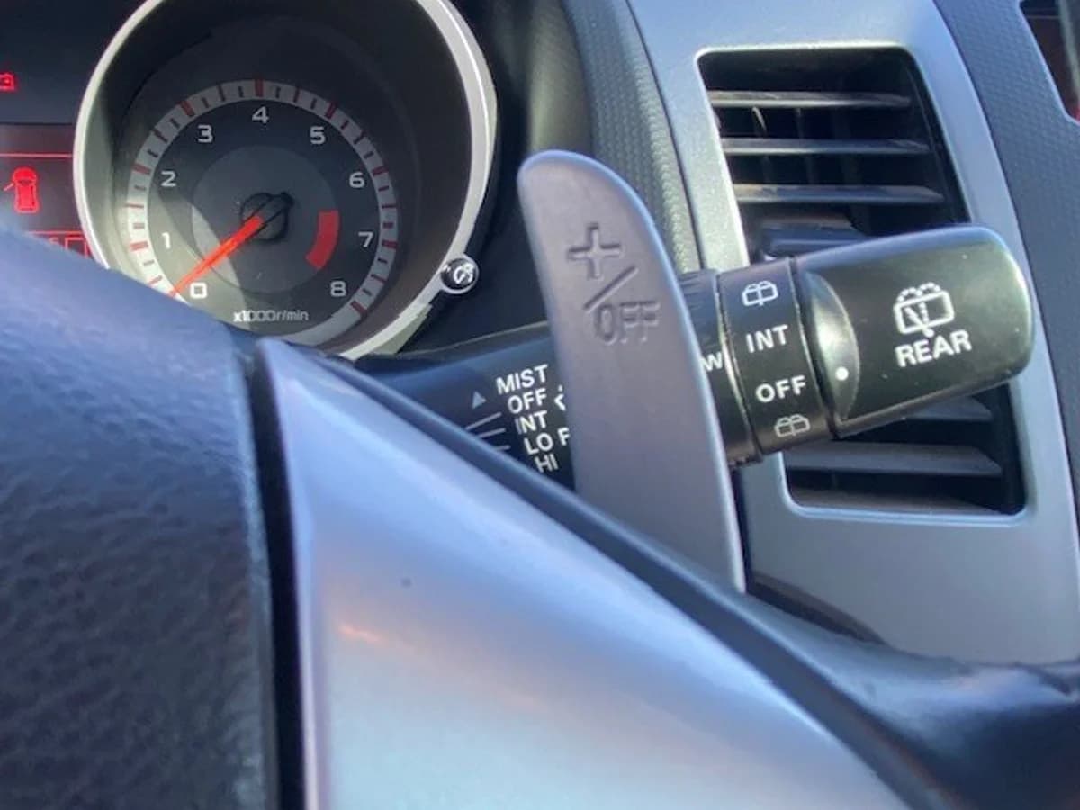MITSUBISHI OUTLANDER 3.0 Autom. Paddle Shift 2010 - Imagen 21