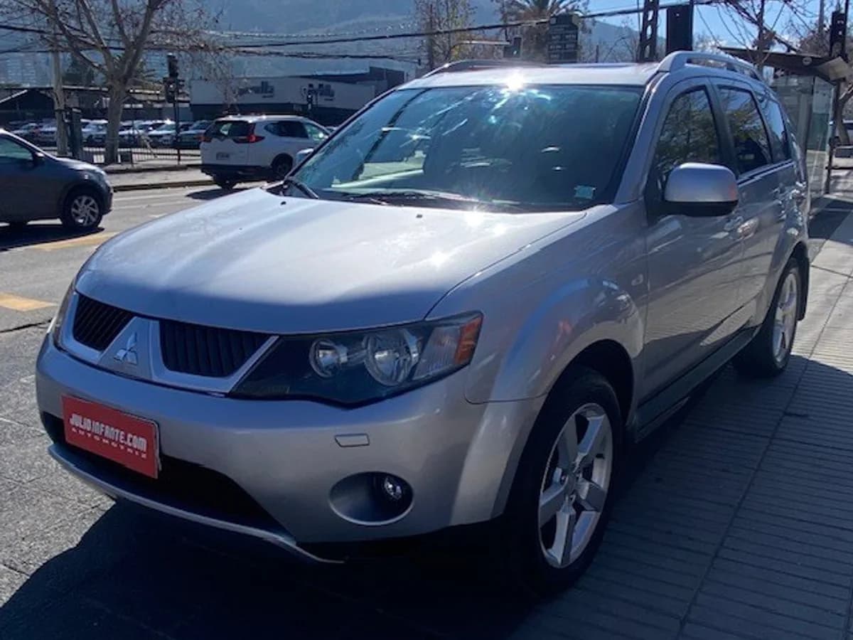 MITSUBISHI OUTLANDER 3.0 Autom. Paddle Shift 2010 - Imagen 1