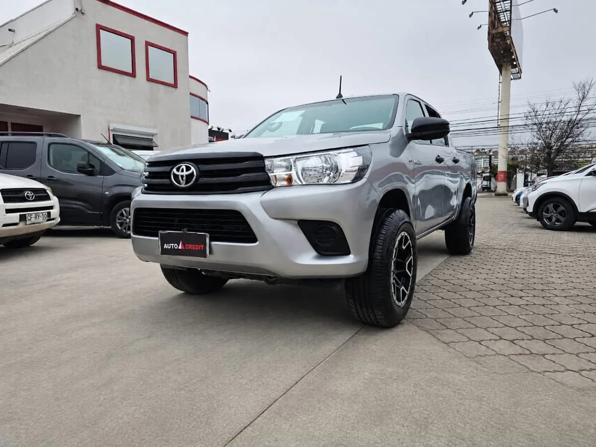 TOYOTA Hilux 2.4 DX DIESEL 4X2 2022 - Imagen 1