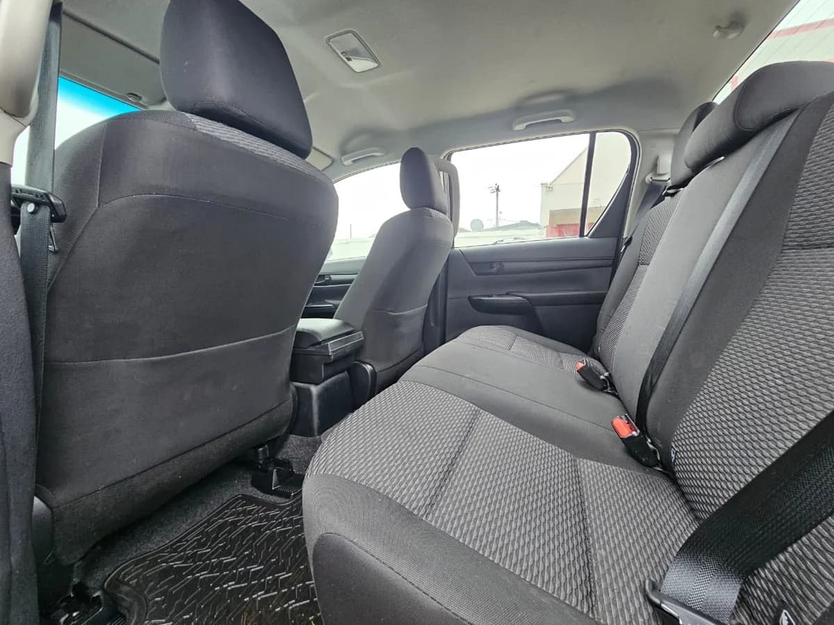 TOYOTA Hilux 2.4 DX DIESEL 4X2 2022 - Imagen 7