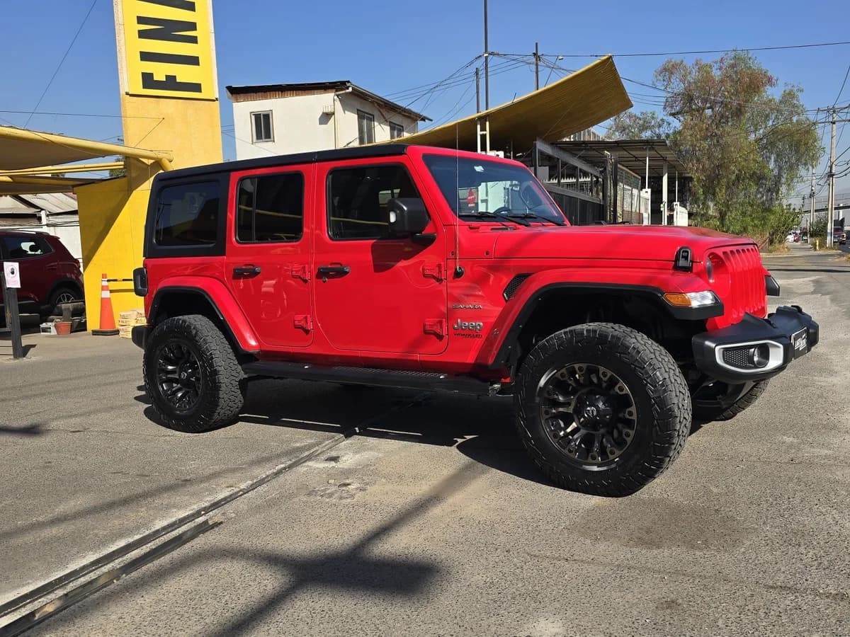 JEEP WRANGLER SAHARA UNLIMITED 3.6 AUT 2022 - Imagen 1