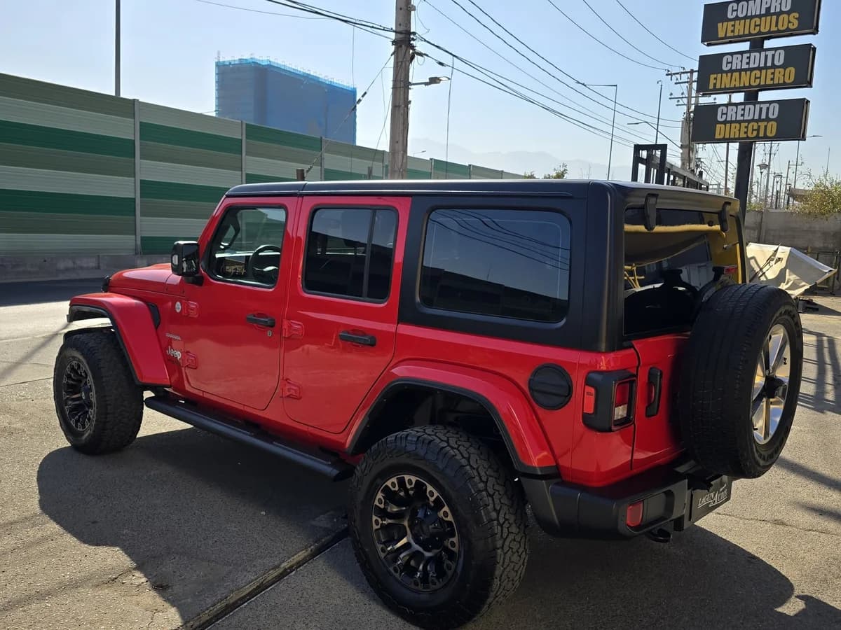 JEEP WRANGLER SAHARA UNLIMITED 3.6 AUT 2022 - Imagen 4