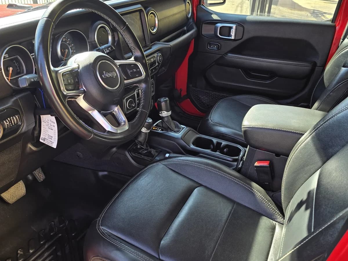 JEEP WRANGLER SAHARA UNLIMITED 3.6 AUT 2022 - Imagen 9