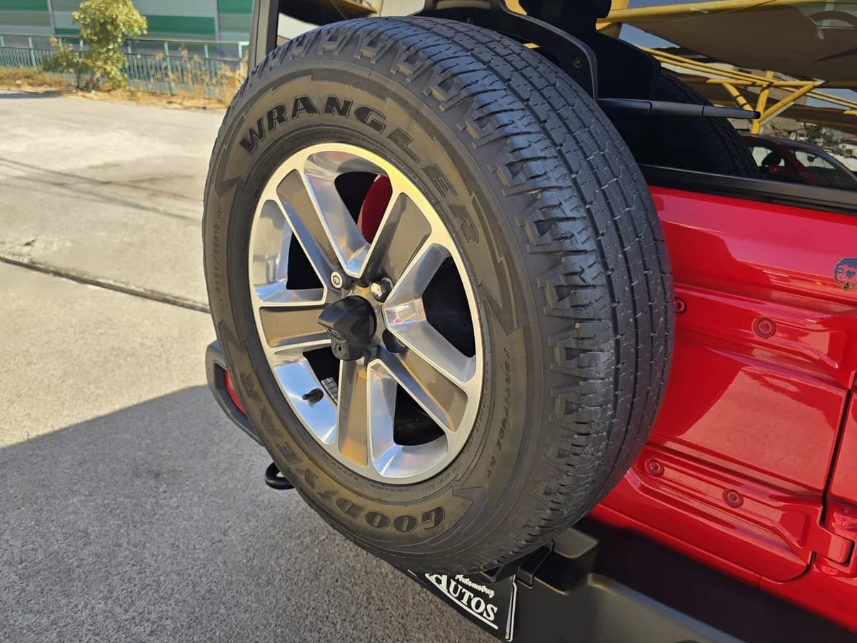 JEEP WRANGLER SAHARA UNLIMITED 3.6 AUT 2022 - Imagen 12