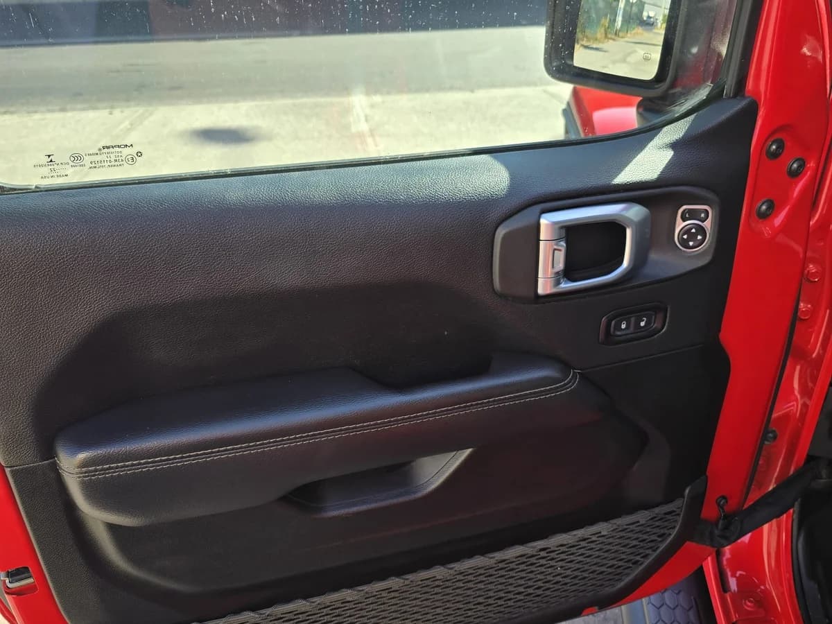 JEEP WRANGLER SAHARA UNLIMITED 3.6 AUT 2022 - Imagen 15
