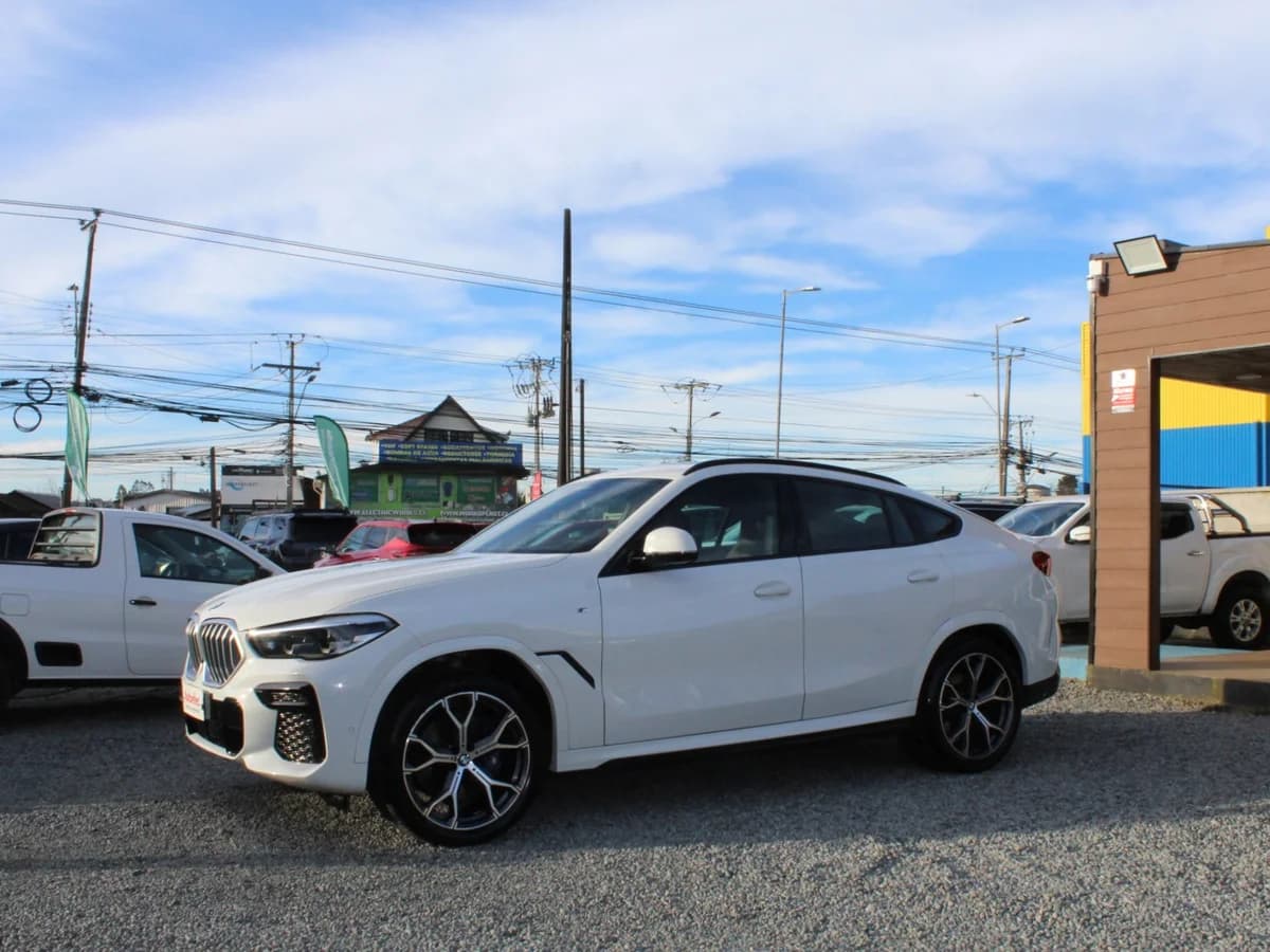 BMW X6 3.0 X-DRIVE 30D DIESEL M SPORT 4WD AT 5P 2023 - Imagen 1
