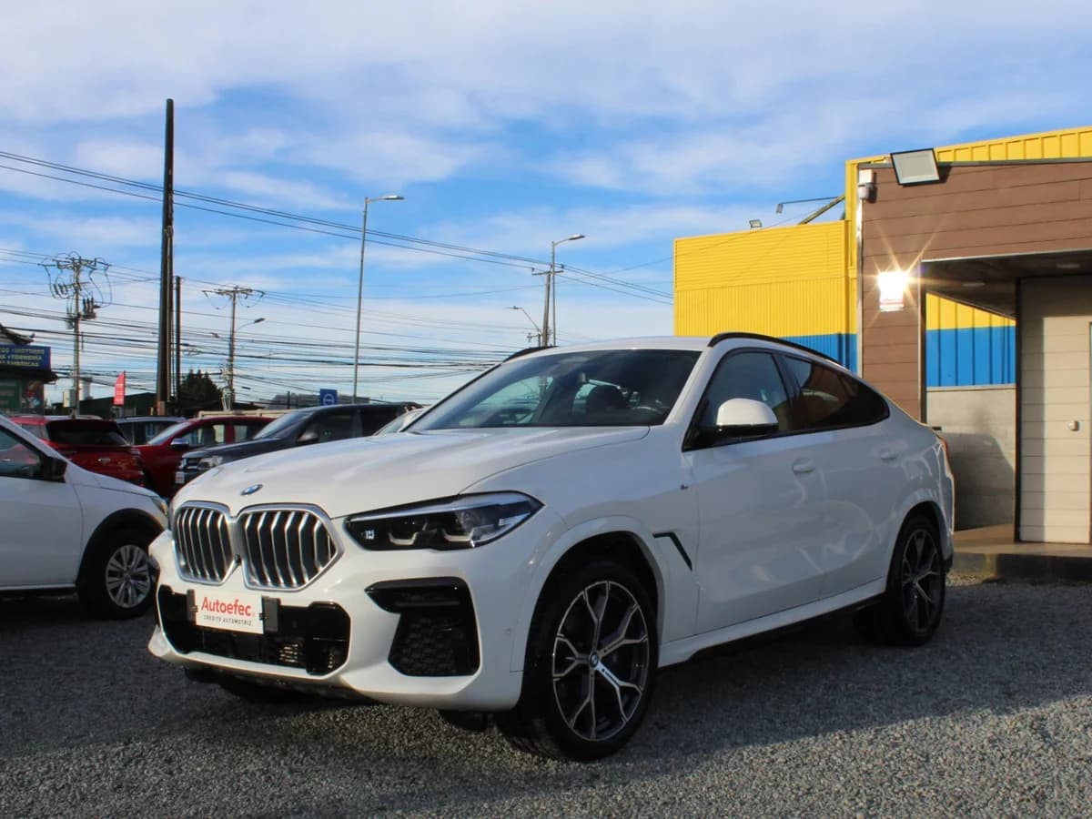BMW X6 3.0 X-DRIVE 30D DIESEL M SPORT 4WD AT 5P 2023 - Imagen 2