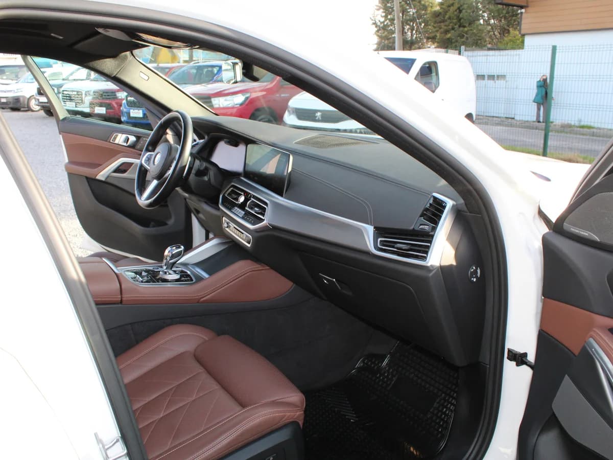 BMW X6 3.0 X-DRIVE 30D DIESEL M SPORT 4WD AT 5P 2023 - Imagen 5