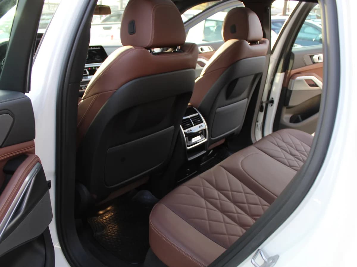 BMW X6 3.0 X-DRIVE 30D DIESEL M SPORT 4WD AT 5P 2023 - Imagen 12