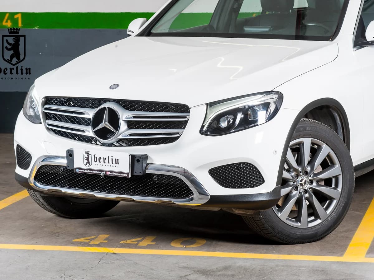 MERCEDES BENZ GLC220D 2018 DIESEL 4MATIC - Imagen 4