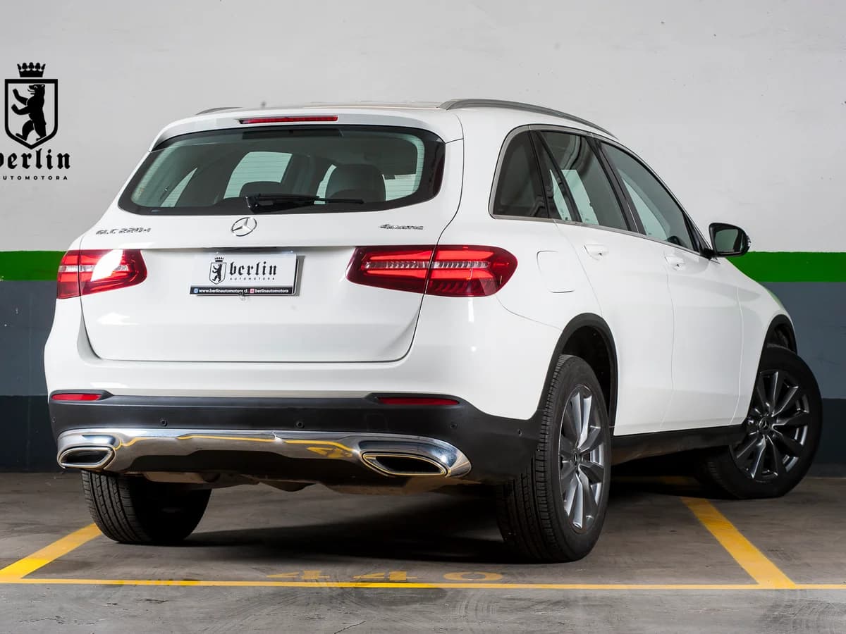 MERCEDES BENZ GLC220D 2018 DIESEL 4MATIC - Imagen 9