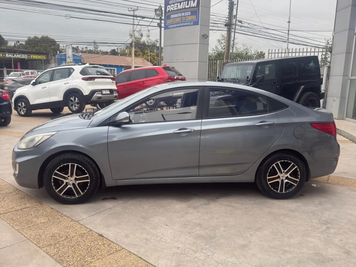 HYUNDAI Accent RB GL 1.4 2020 - Imagen 4