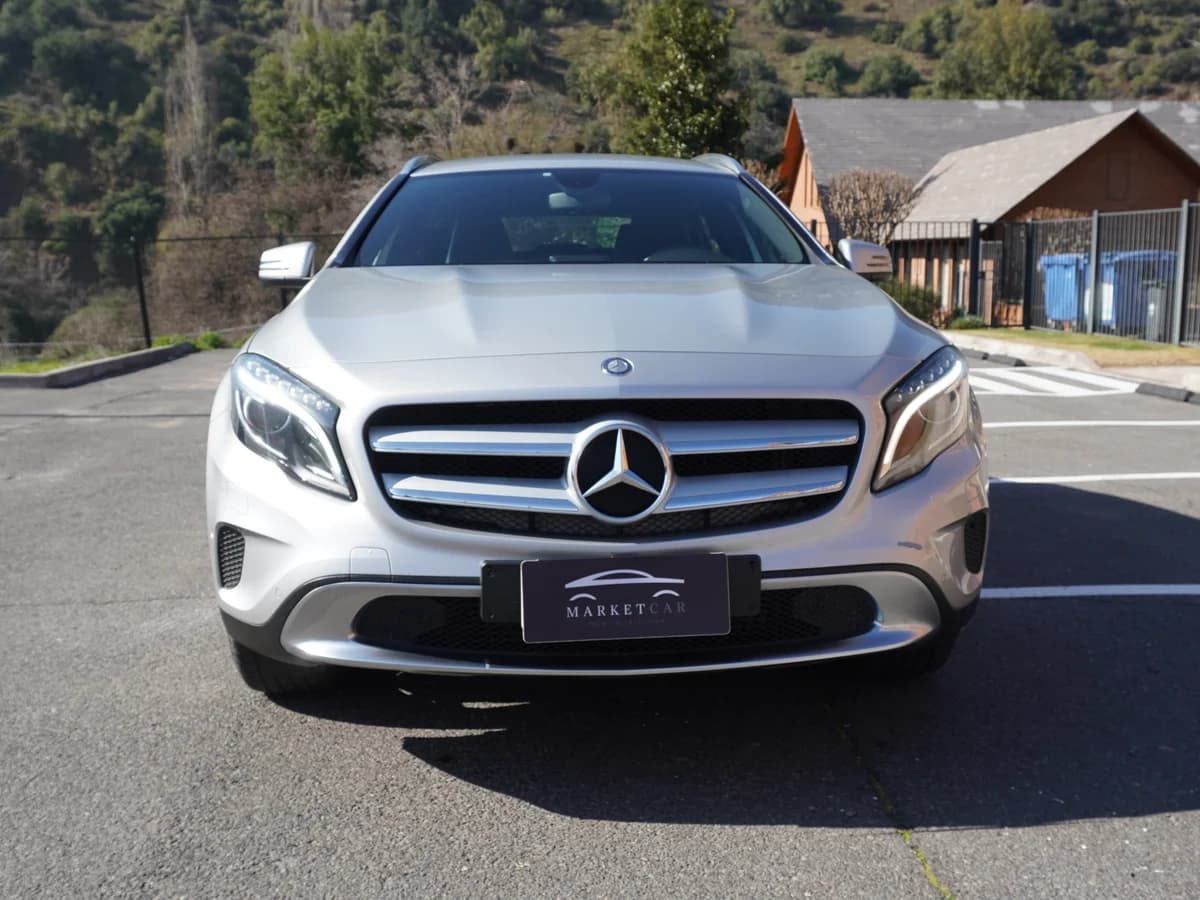 Mercedes Benz GLA 200 1.6 AT año 2016 - Imagen 2