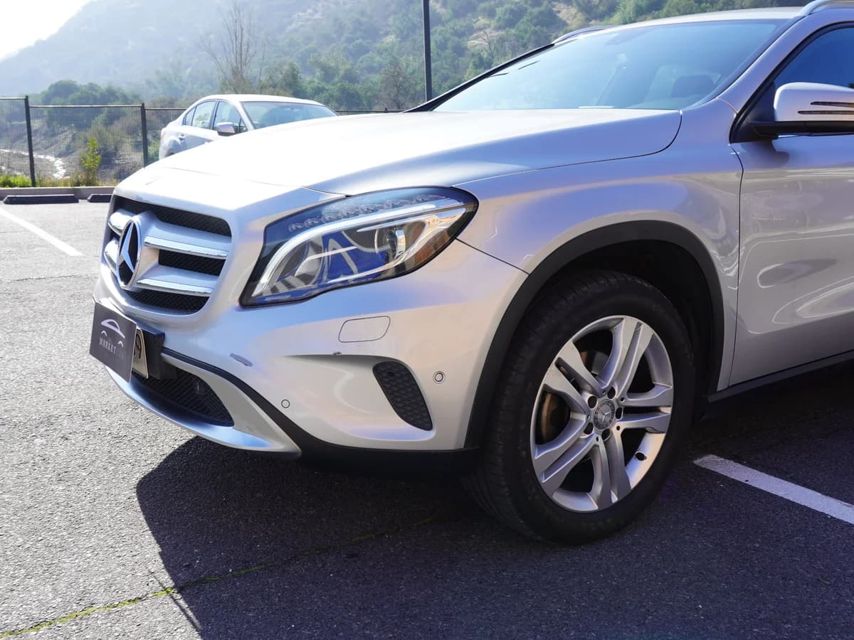 Mercedes Benz GLA 200 1.6 AT año 2016 - Imagen 10