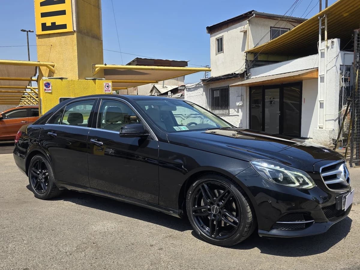 MERCEDES BENZ E220 CDI 2.1 BLUE EFFICIENCY DIESEL 4X2 AT 4P 2015 - Imagen 1