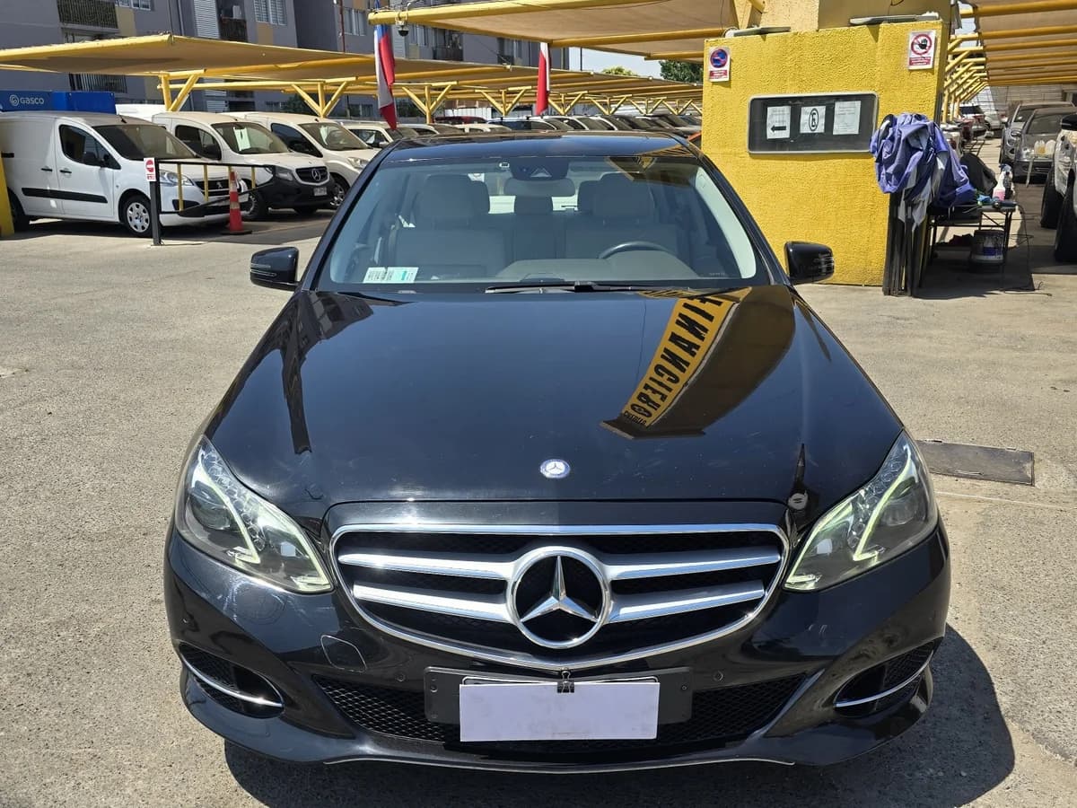 MERCEDES BENZ E220 CDI 2.1 BLUE EFFICIENCY DIESEL 4X2 AT 4P 2015 - Imagen 2