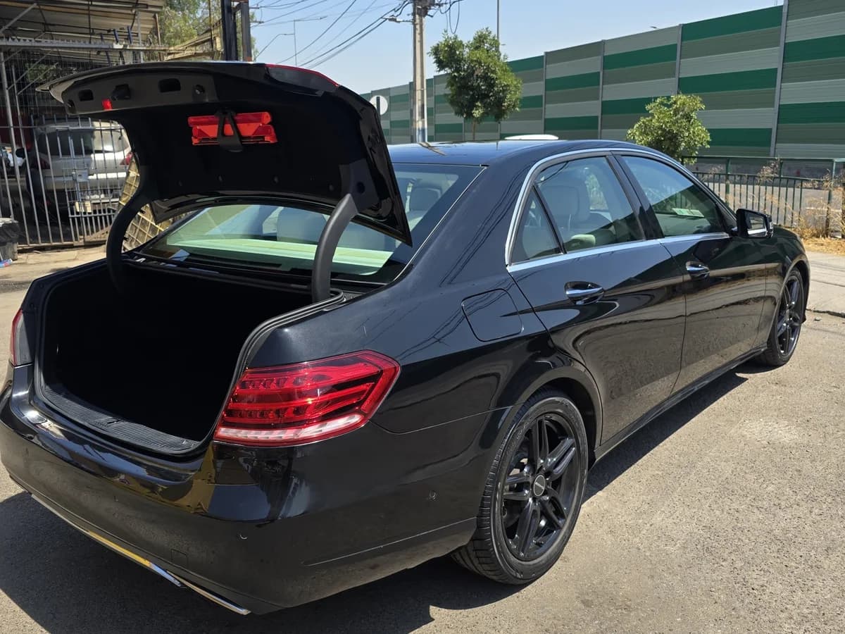 MERCEDES BENZ E220 CDI 2.1 BLUE EFFICIENCY DIESEL 4X2 AT 4P 2015 - Imagen 5