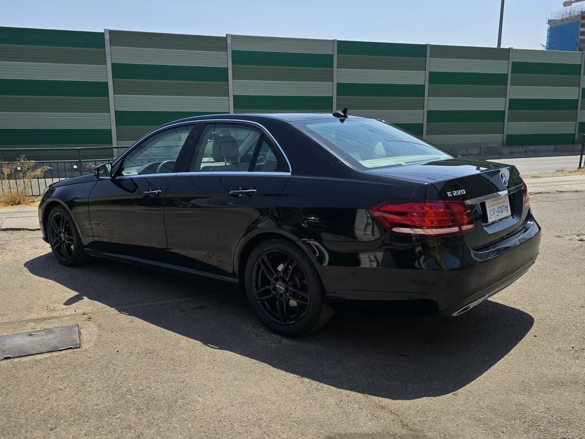 MERCEDES BENZ E220 CDI 2.1 BLUE EFFICIENCY DIESEL 4X2 AT 4P 2015 - Imagen 7