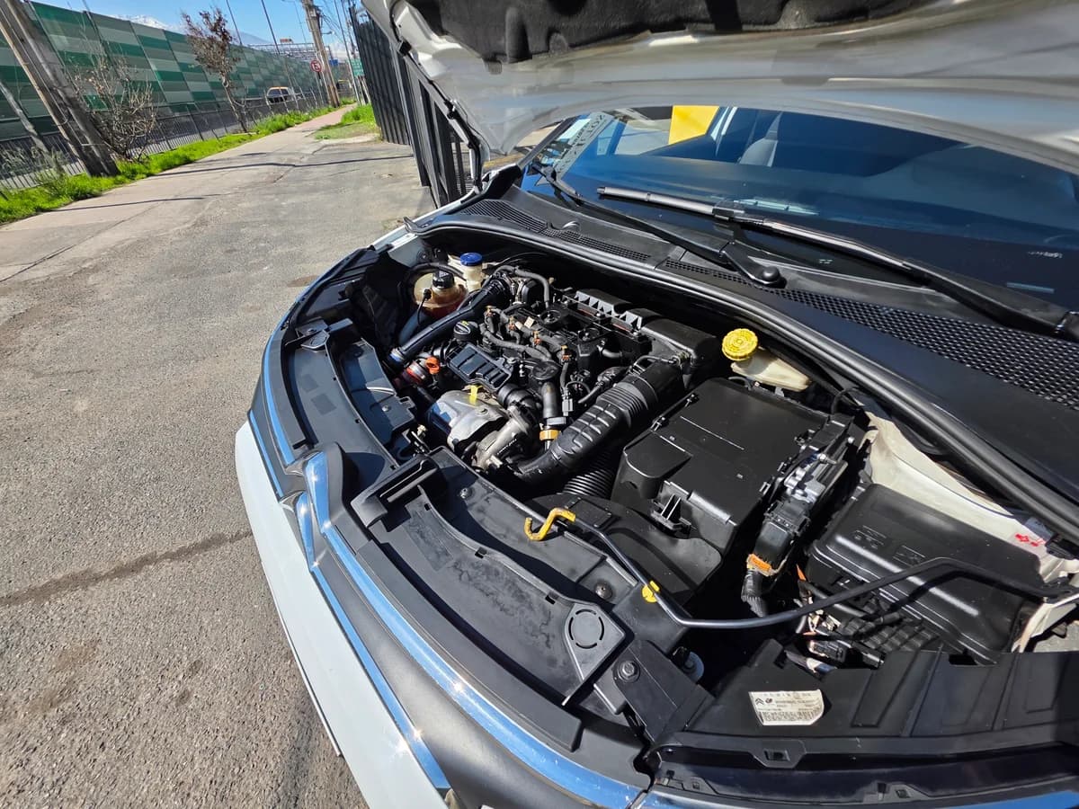 CITROEN C3 BLUE HDI 1.5 BLUEHDI 100 S&S LIVE MT 2023 - Imagen 11
