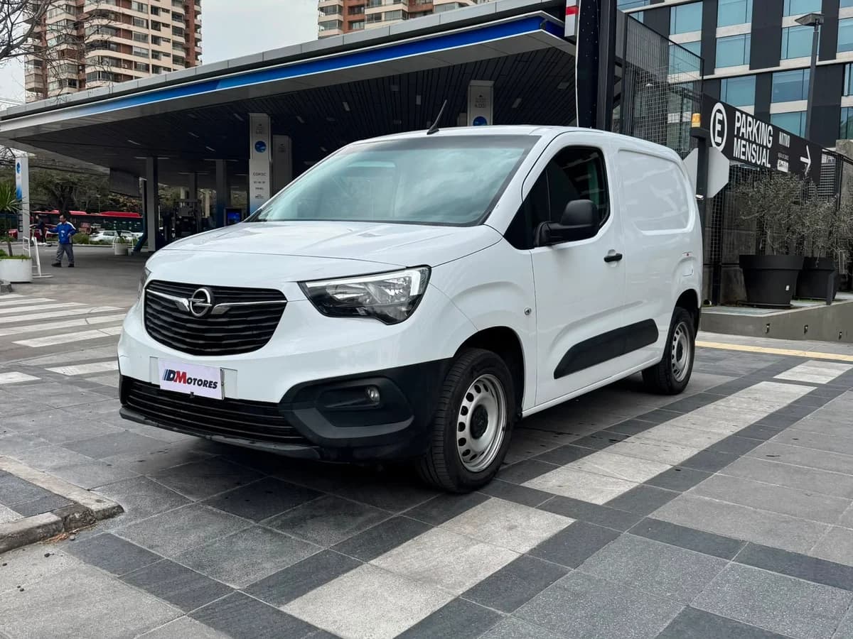 OPEL Combo 1.5T DIESEL 4X2 MT 5P 2024 - Imagen 1