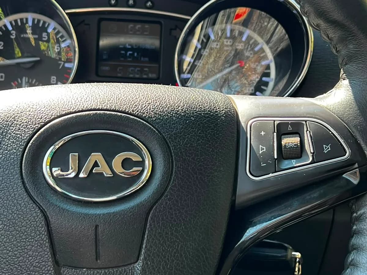 JAC T6 CE 2.0L MT AÑO 2022 - Imagen 18