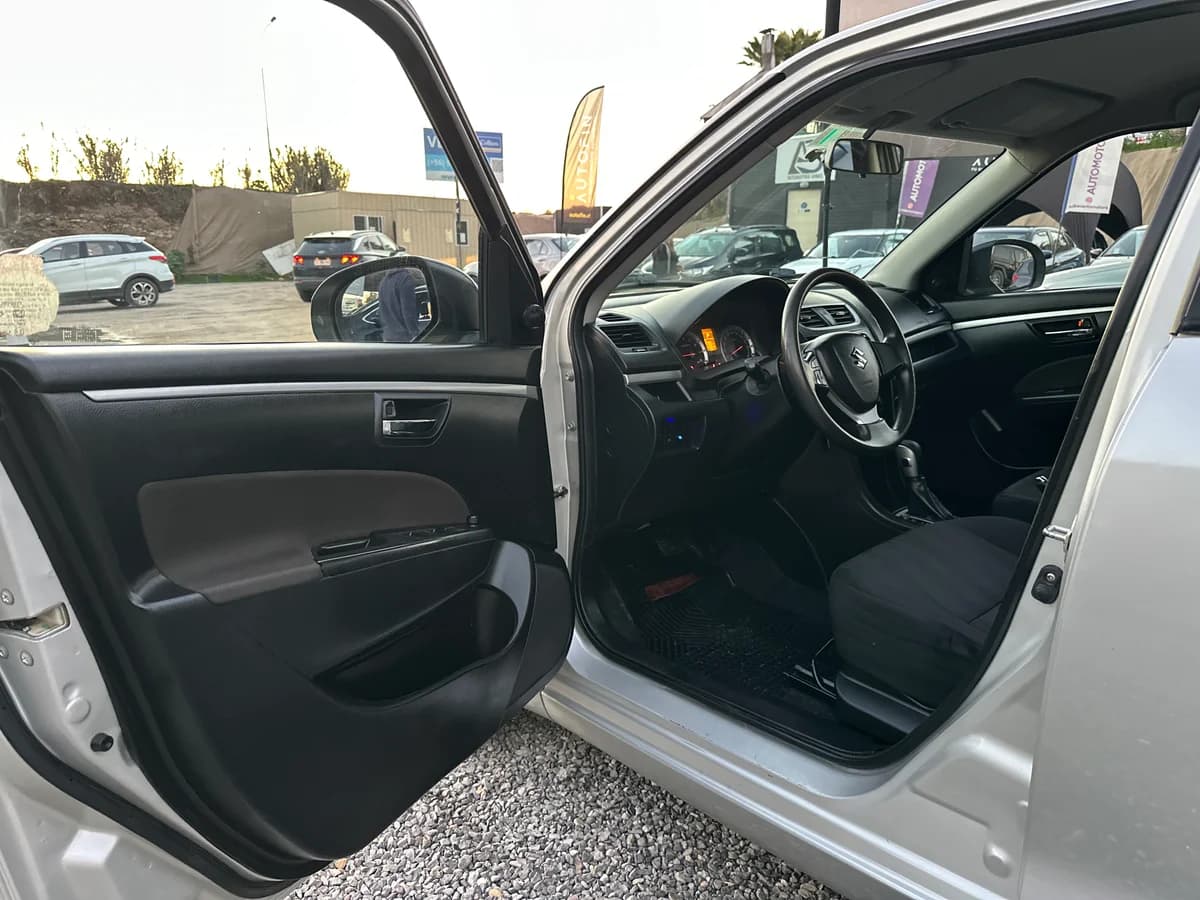 SUZUKI Swift GL 1.2 AUT 2015 - Imagen 11