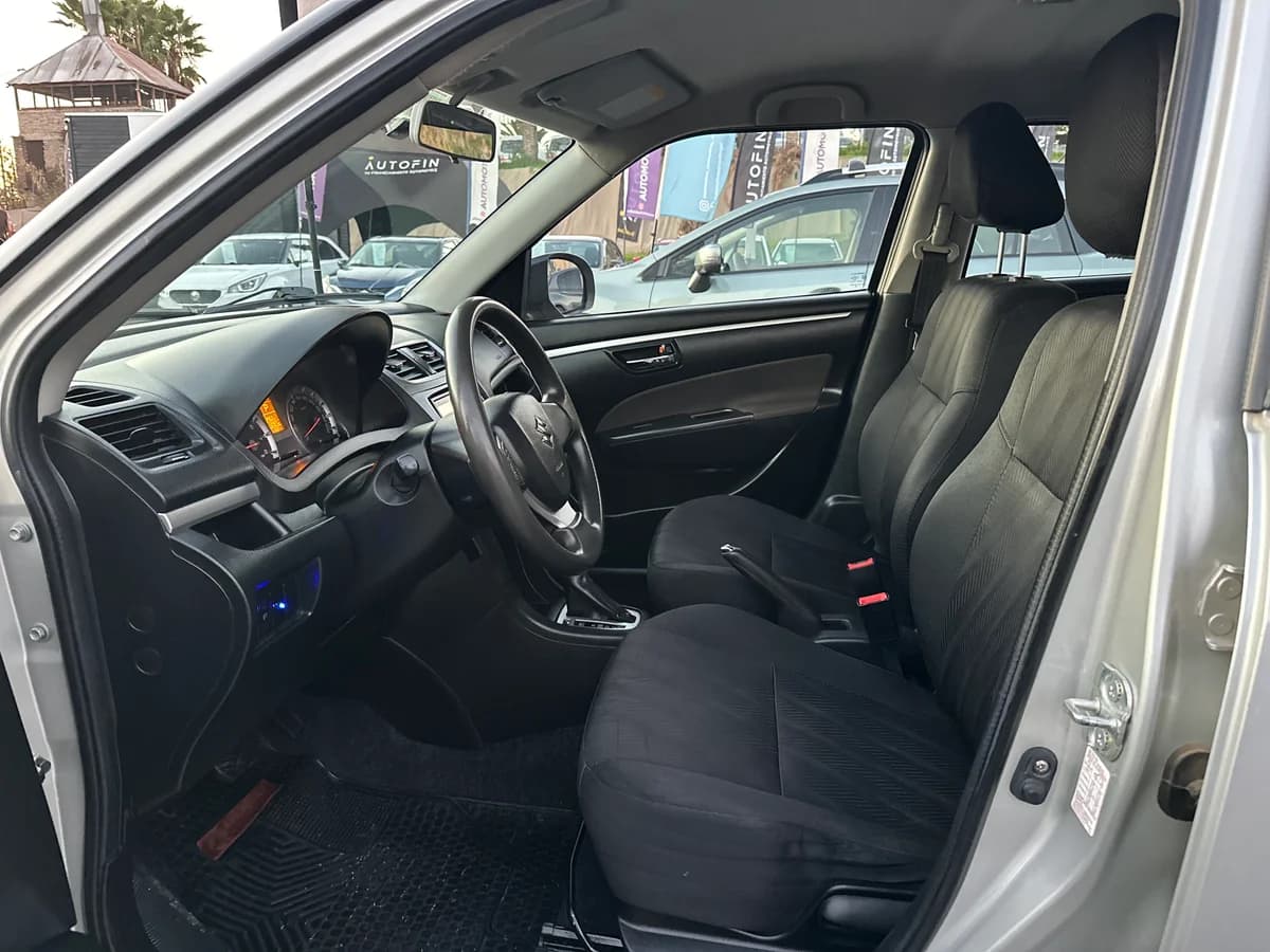 SUZUKI Swift GL 1.2 AUT 2015 - Imagen 12