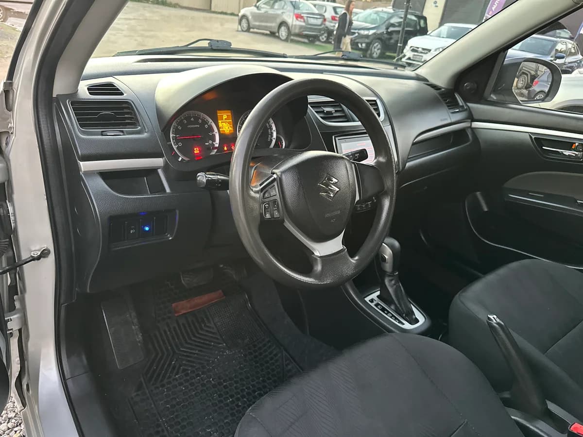 SUZUKI Swift GL 1.2 AUT 2015 - Imagen 13
