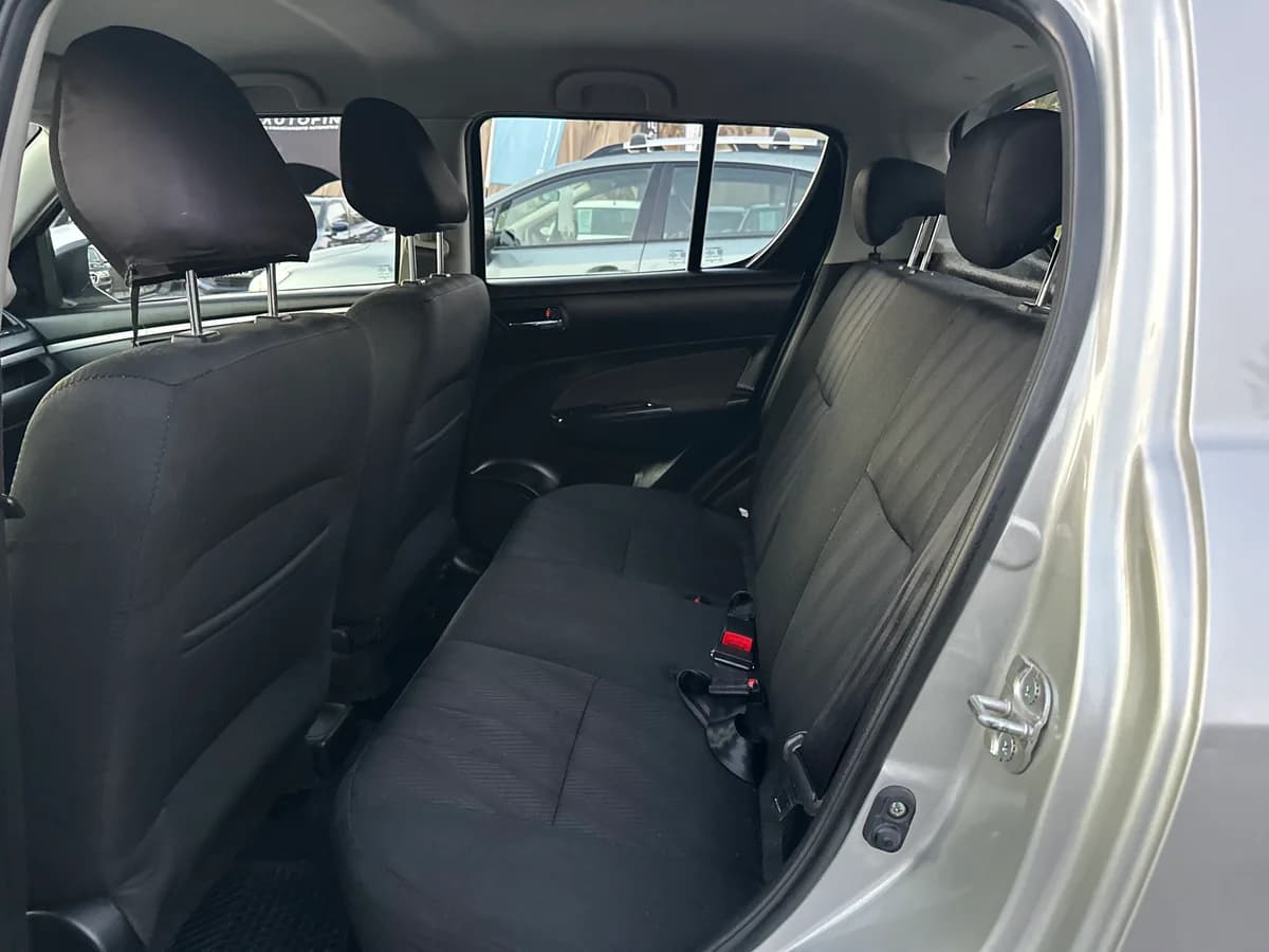 SUZUKI Swift GL 1.2 AUT 2015 - Imagen 14