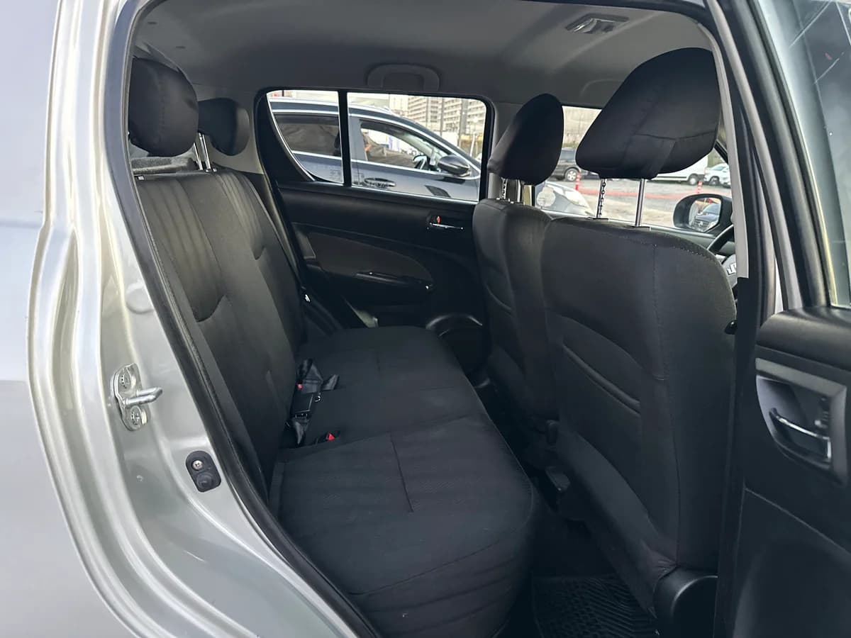 SUZUKI Swift GL 1.2 AUT 2015 - Imagen 16