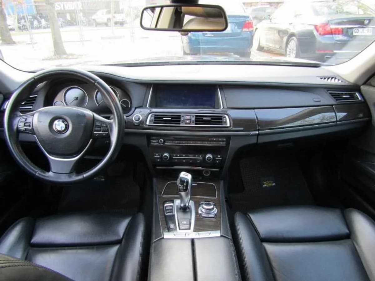 BMW 740 740I 3.0 Aut. Max. Equipo. 2014 - Imagen 9