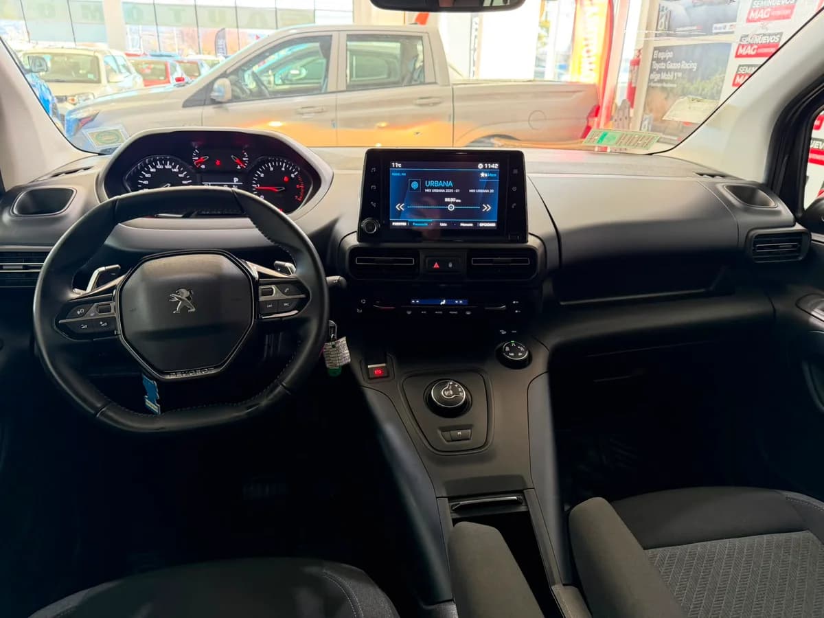 PEUGEOT Rifter 1.5 ALLURE BLUEHDI DIESEL 4X2 130HP EAT8 5P 2022 - Imagen 4