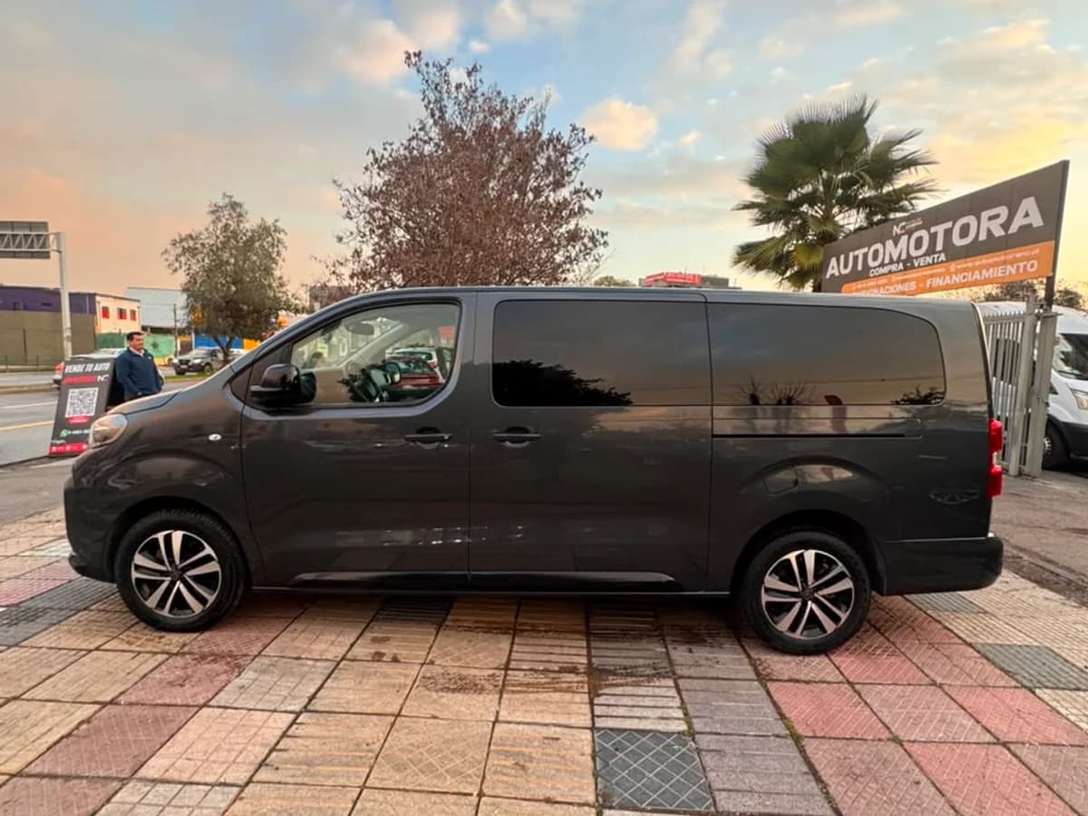 PEUGEOT TRAVELER 2.0 2026 - Imagen 5