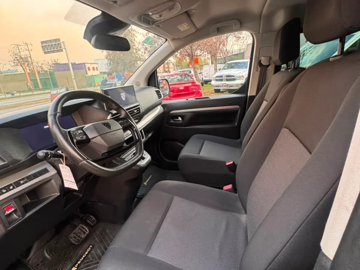 PEUGEOT TRAVELER 2.0 2026 - Imagen 8