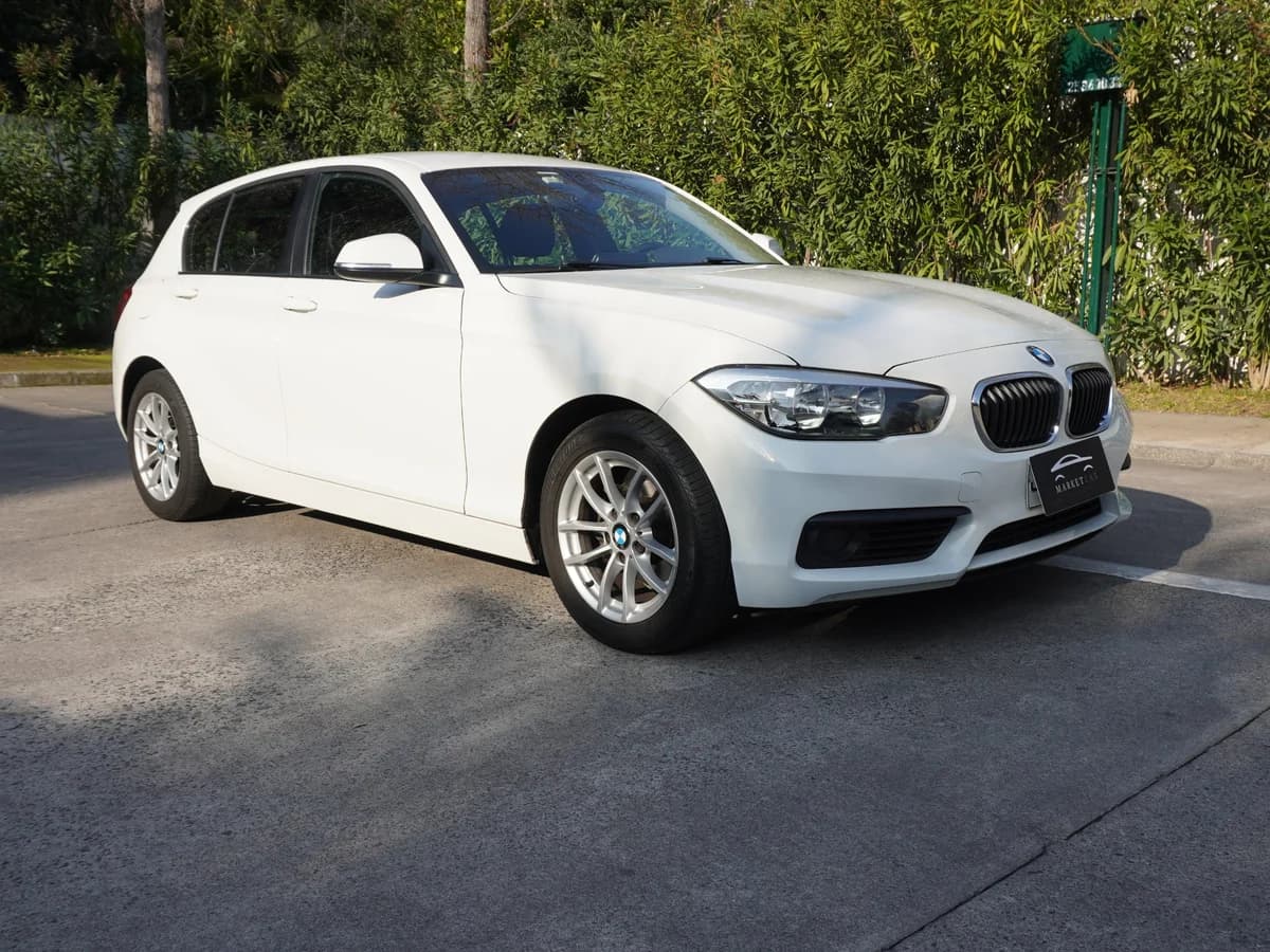 BMW 118 I LCI 1.5 AT Años 2017 Unica Dueña - Imagen 3