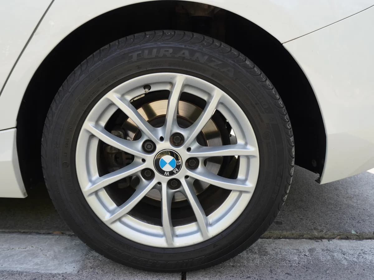 BMW 118 I LCI 1.5 AT Años 2017 Unica Dueña - Imagen 15