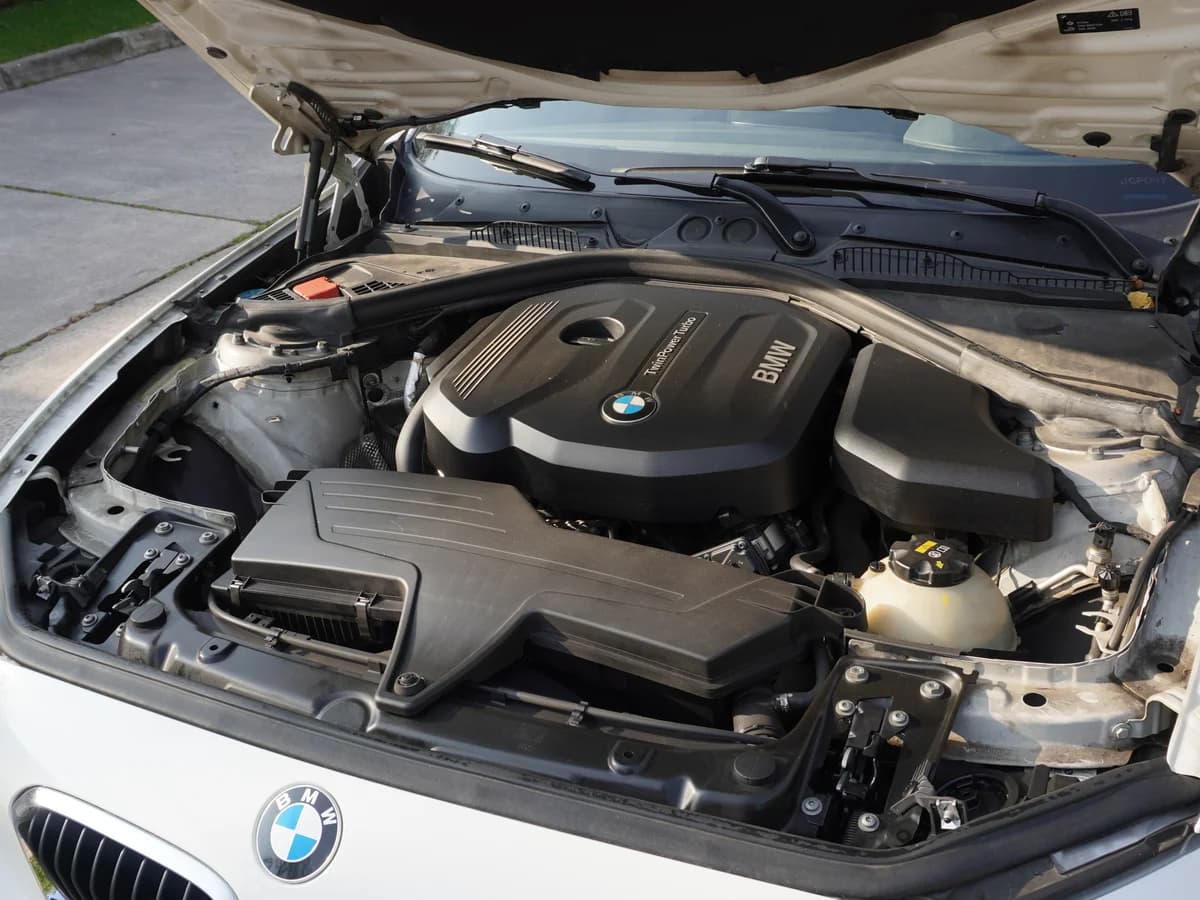 BMW 118 I LCI 1.5 AT Años 2017 Unica Dueña - Imagen 36