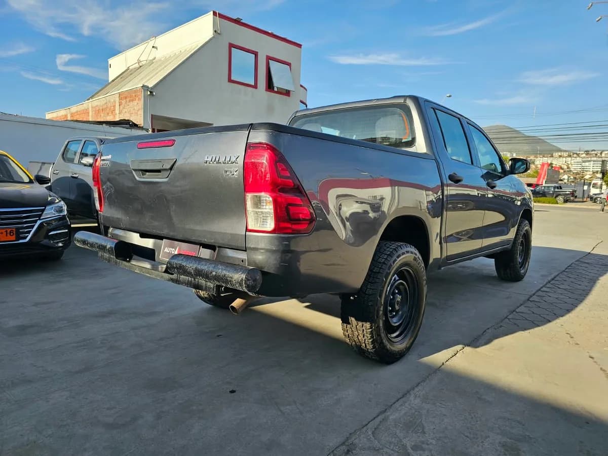 TOYOTA Hilux 2.4 4X4 2021 - Imagen 4