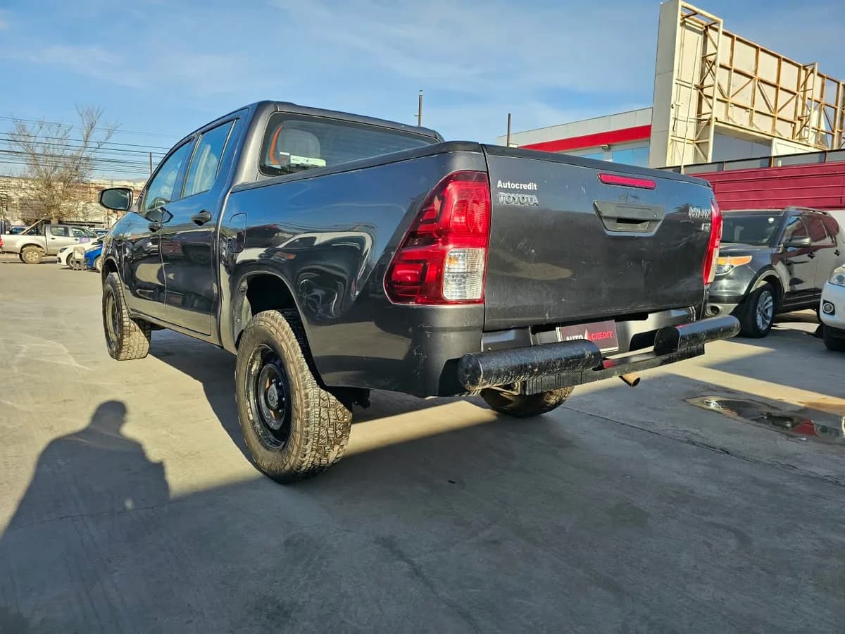 TOYOTA Hilux 2.4 4X4 2021 - Imagen 6