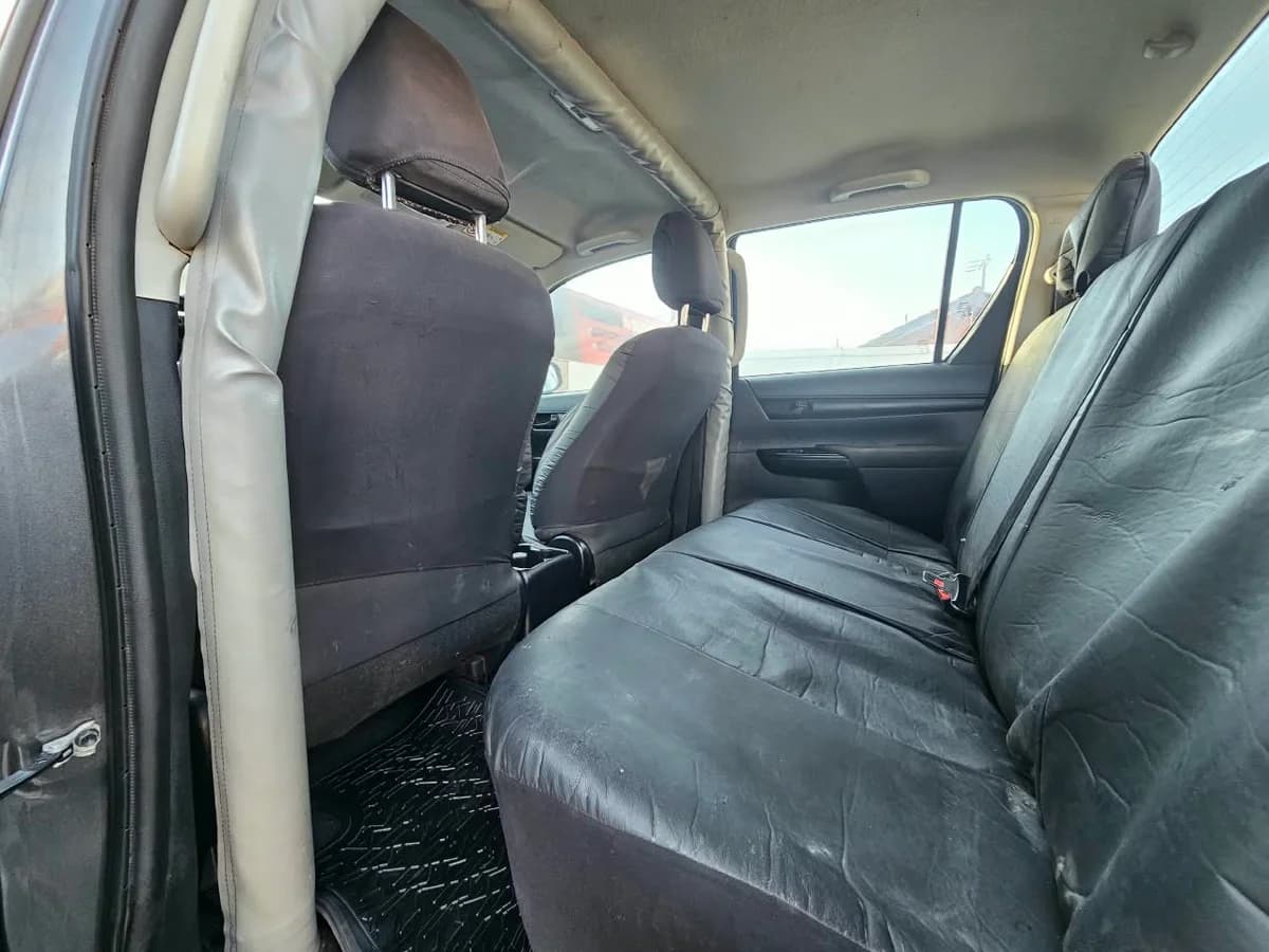 TOYOTA Hilux 2.4 4X4 2021 - Imagen 8