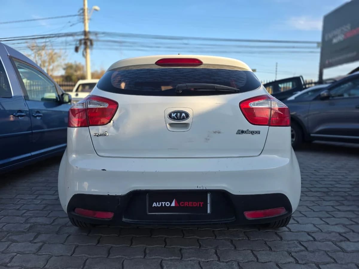 KIA RIO 5 EX 1.4 2012 (SOLO CONTADO) - Imagen 10