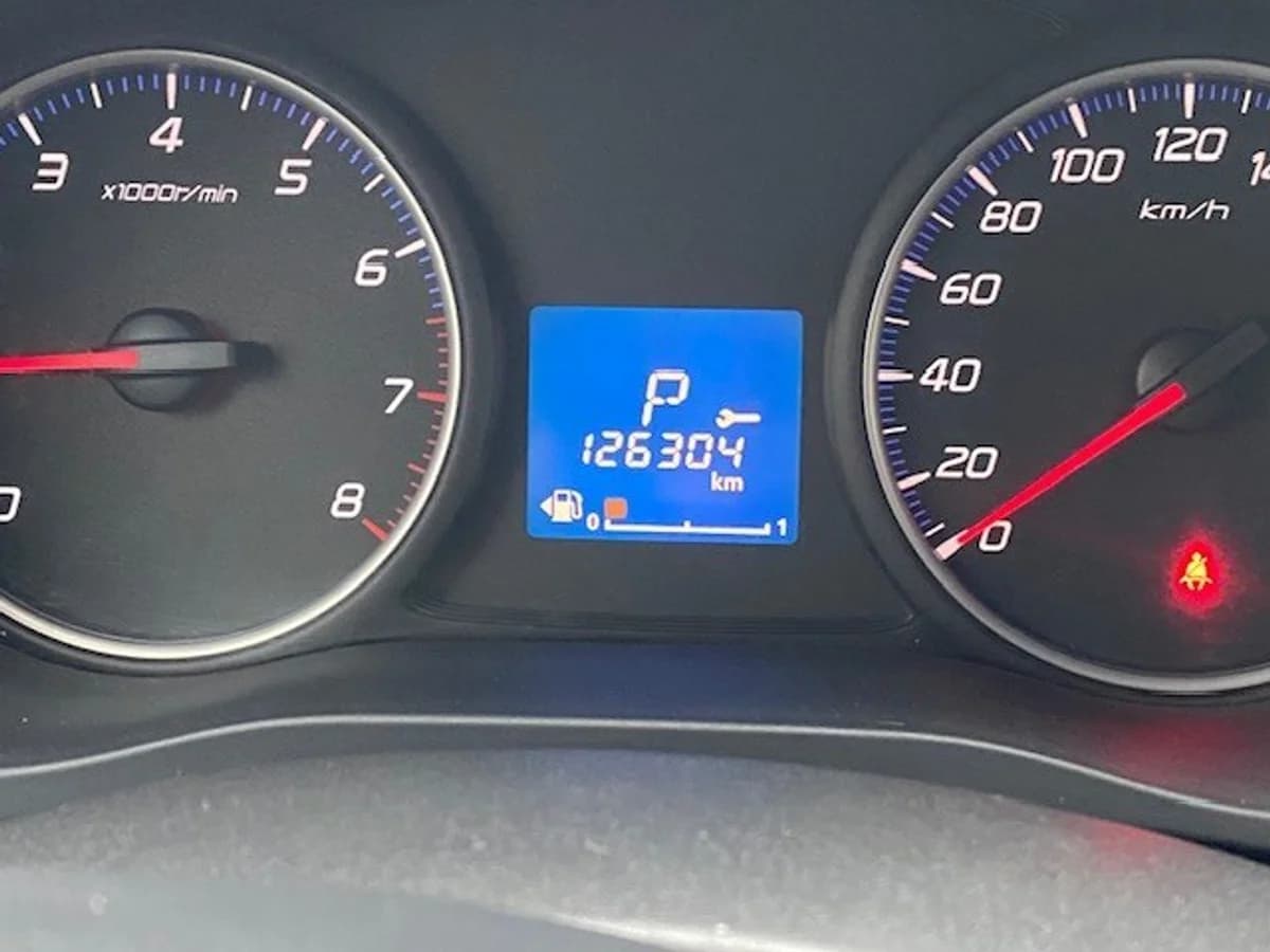 MITSUBISHI OUTLANDER 2.0 4X2 Automática 2015 - Imagen 22