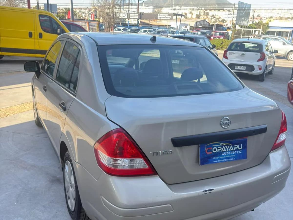 NISSAN Tiida 1.6 2012 - Imagen 4