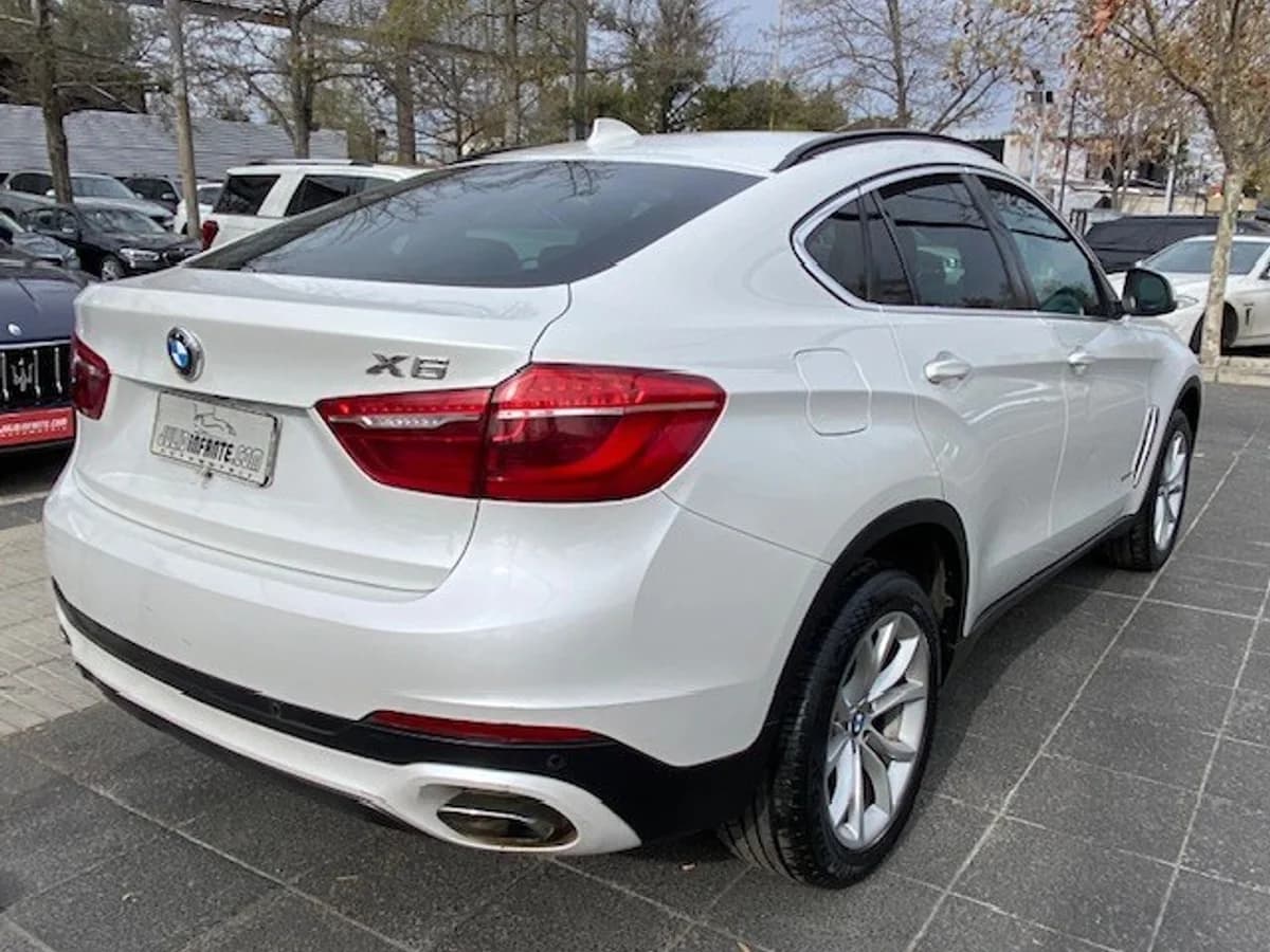 BMW X6 XDRIVE 30 D AUT 2019 - Imagen 2