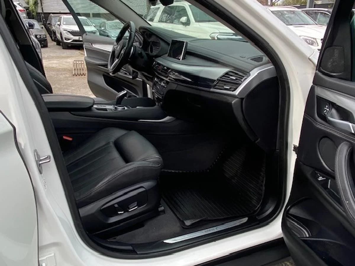 BMW X6 XDRIVE 30 D AUT 2019 - Imagen 15