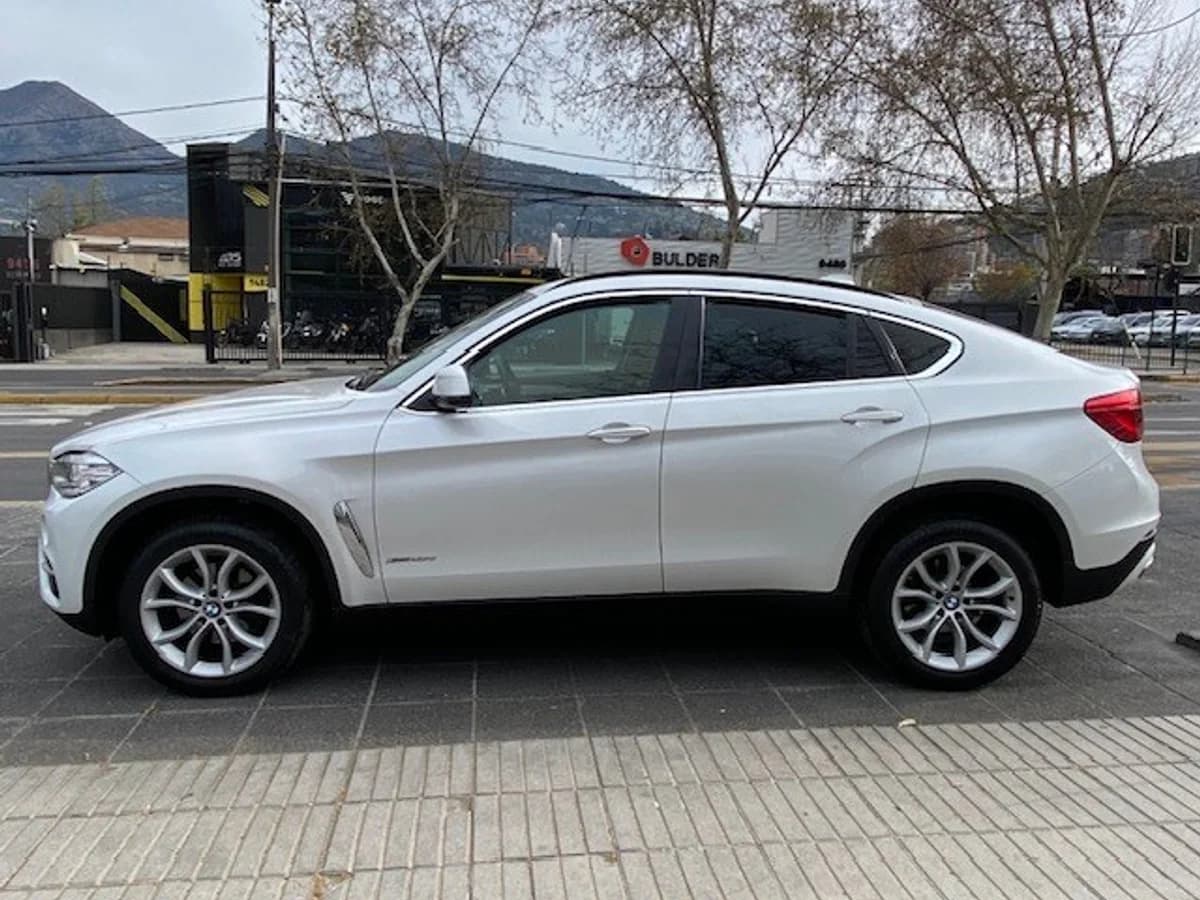BMW X6 XDRIVE 30 D AUT 2019 - Imagen 4