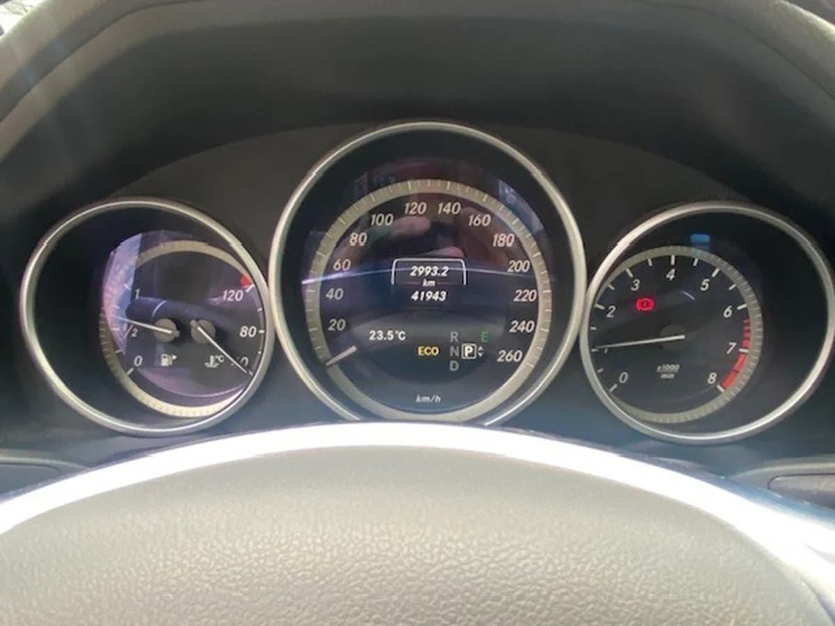 MERCEDES-BENZ E250 2.0 Turbo. cuero 2016 - Imagen 17