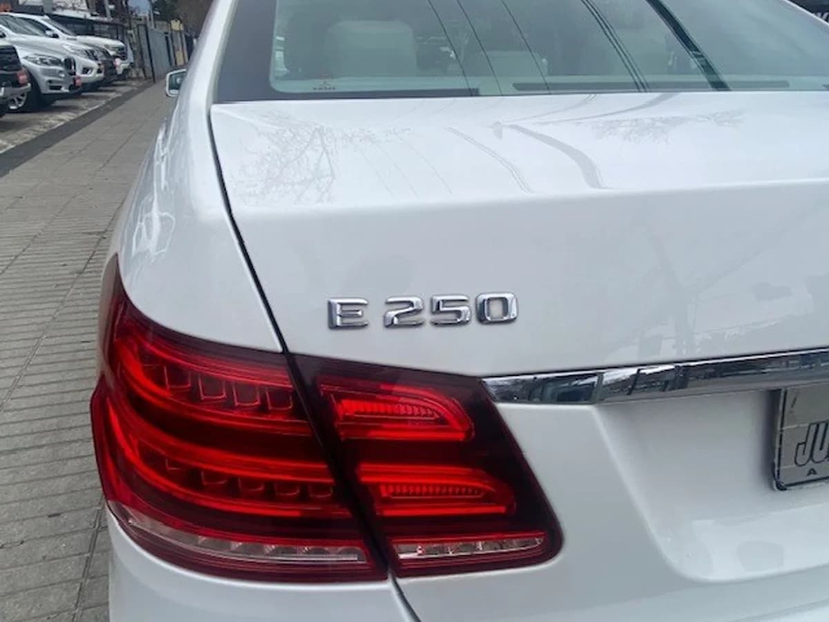 MERCEDES-BENZ E250 2.0 Turbo. cuero 2016 - Imagen 9