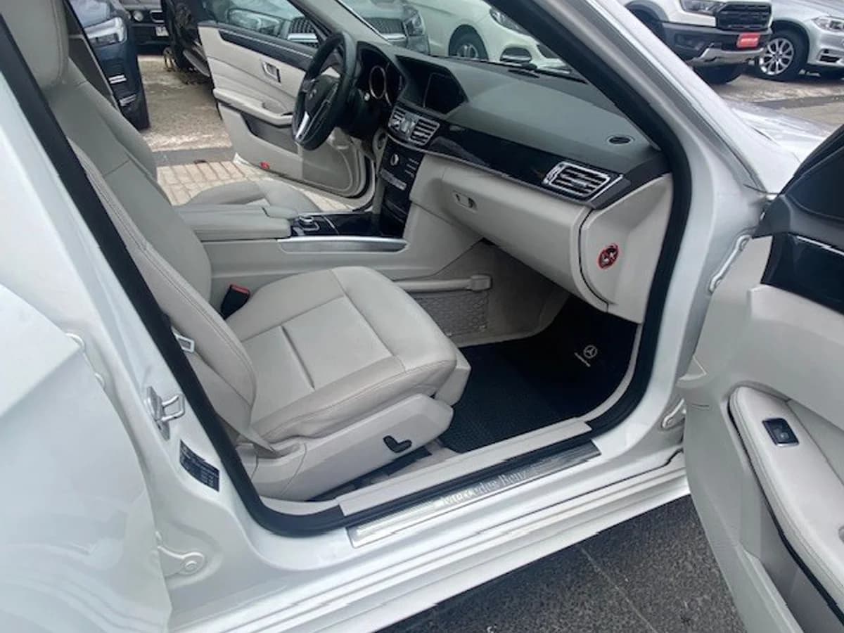 MERCEDES-BENZ E250 2.0 Turbo. cuero 2016 - Imagen 13