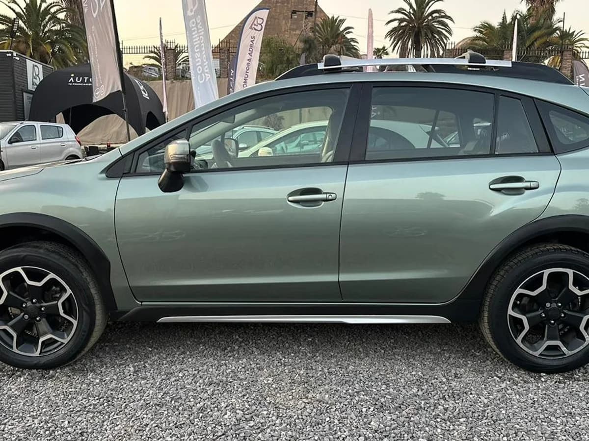 SUBARU 2.0I CVT AWD LIMITED UNICO DUEÑO 2015 - Imagen 8